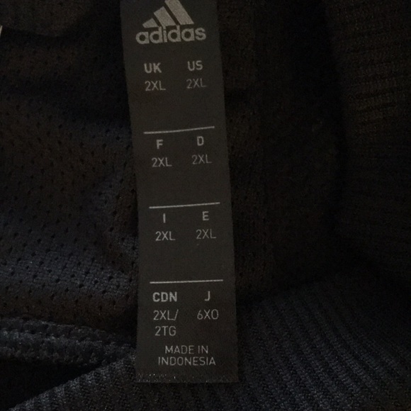 Adidas Men s Climawarm Black Front Zip Up Jacket Size 2XL - Picture 9 of 9